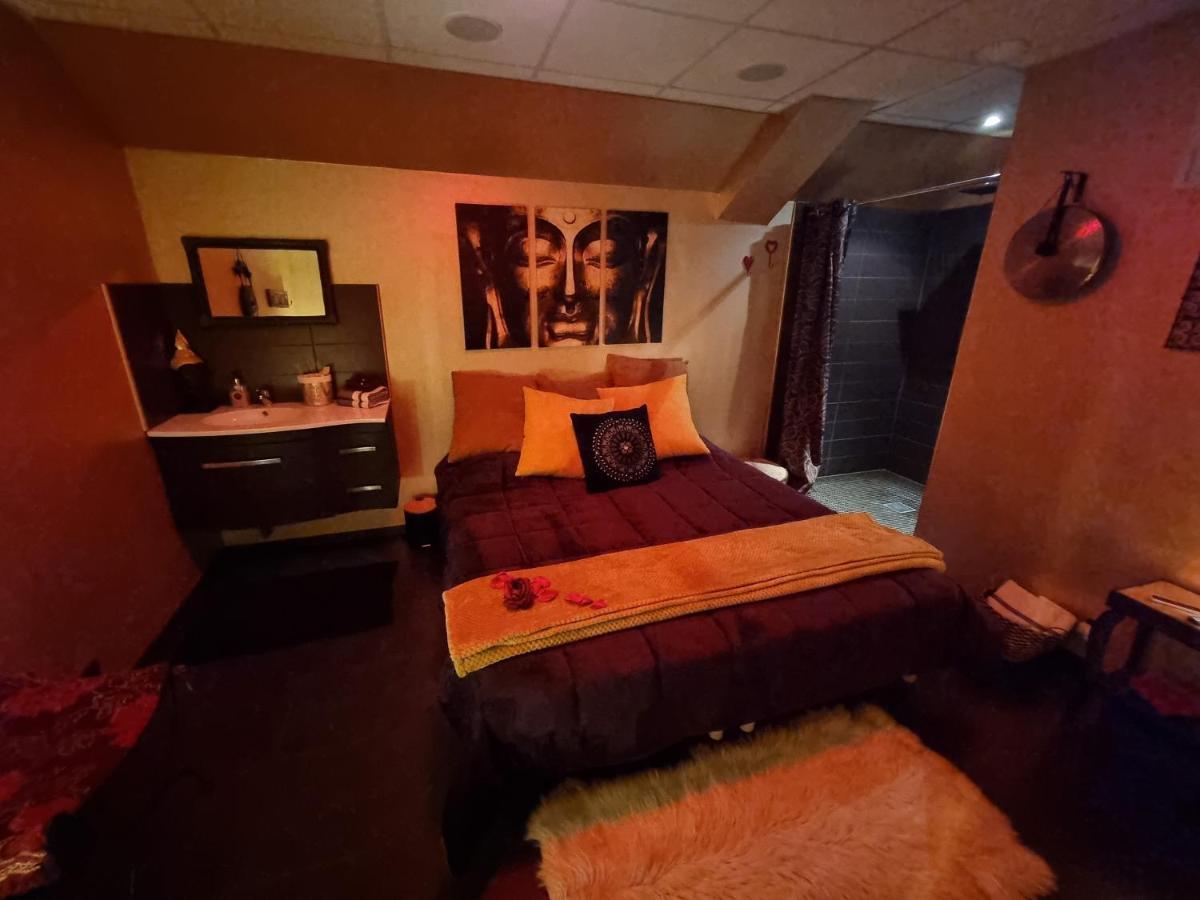 Love Room, Les Nuitees Secretes De Rouen Darnétal Buitenkant foto